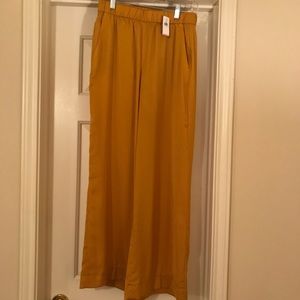 Banana Republic wide leg trousers